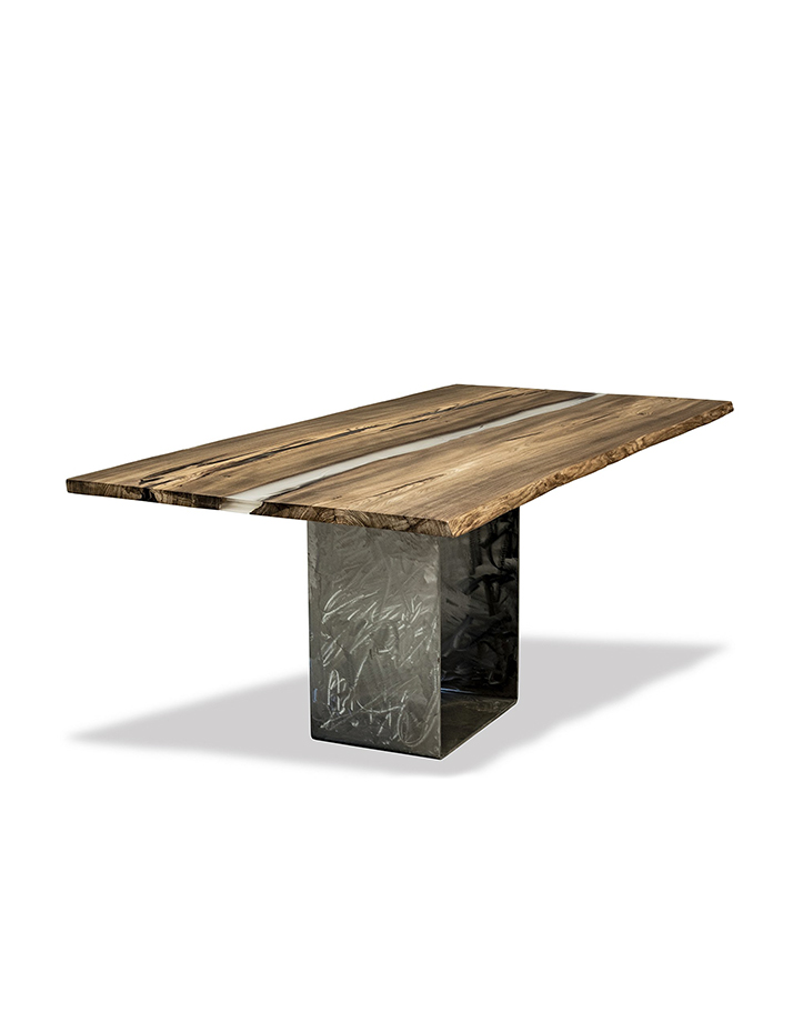 Legno fossile_600-700anni_balcani_ABOP1843HR_01_723x920 Tavolo in olmo fossile di 600-700 anni dei Balcani